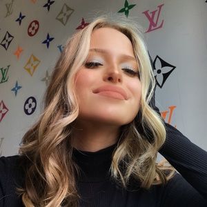 Meet your Posher, Quinn